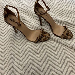 Animal print heel
